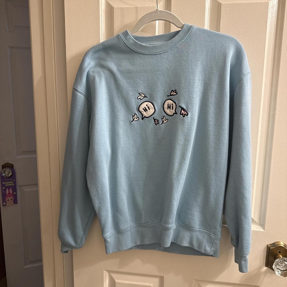 Light Blue Men's Graphic Crewneck Sweatshirt